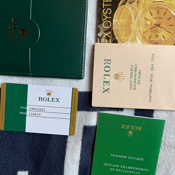 Rolex Submariner Booklet Set - Picture 2 of 4